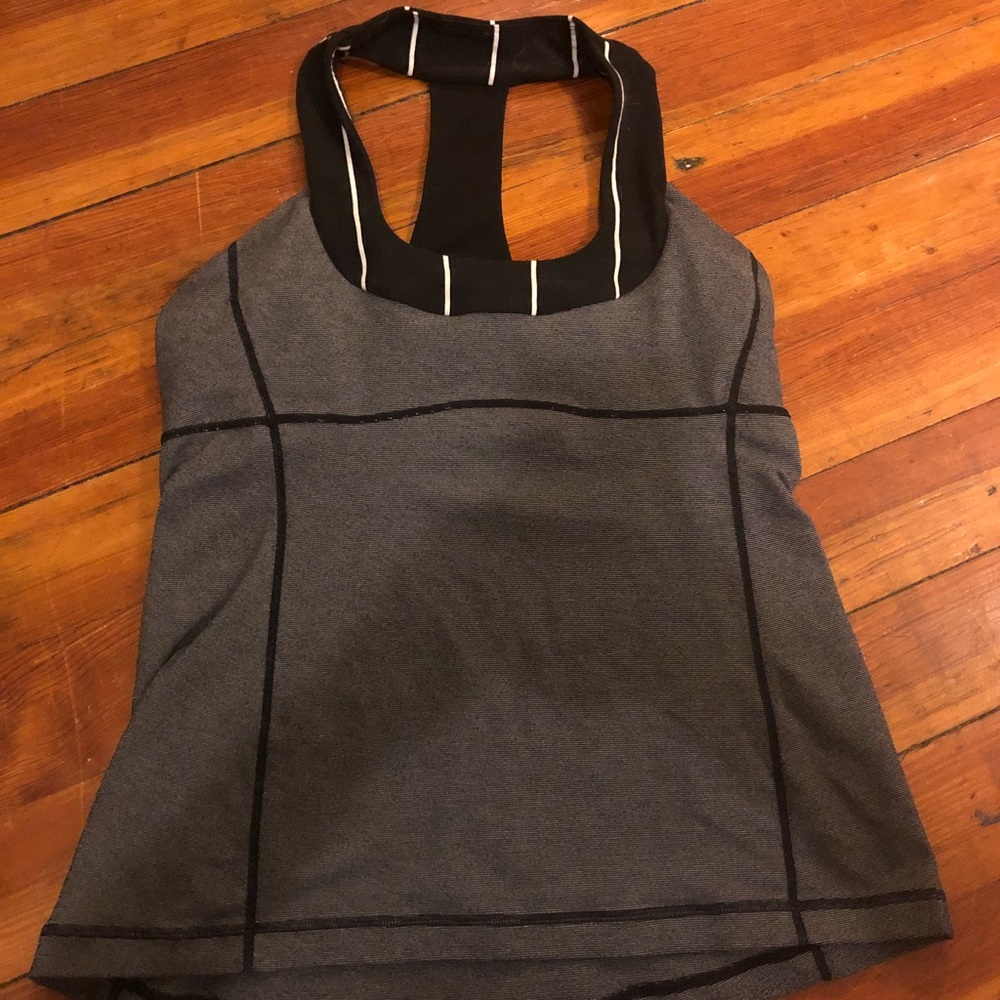 Lululemon top